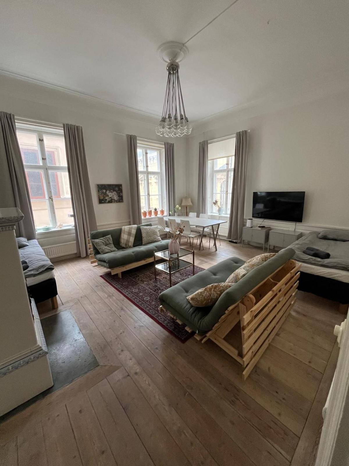 Home Inn Lng20 Stockholm Kültér fotó